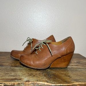 Kork Ease Size 10 Cognac leather lace up wedge bootie